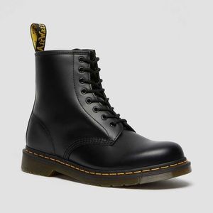 Dr. Martens 1460 Smooth Leather Boot